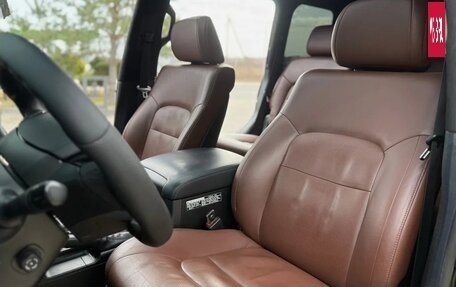 Toyota Land Cruiser 200, 2016 год, 5 000 000 рублей, 10 фотография
