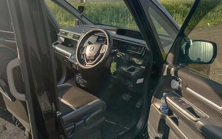 Honda Stepwgn IV, 2021 год, 2 750 000 рублей, 5 фотография