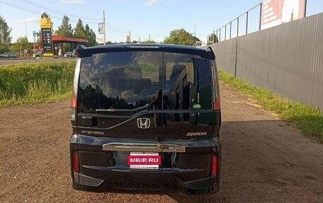 Honda Stepwgn IV, 2021 год, 2 750 000 рублей, 3 фотография