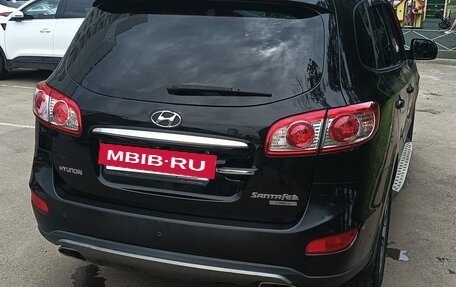 Hyundai Santa Fe III рестайлинг, 2011 год, 1 300 000 рублей, 2 фотография