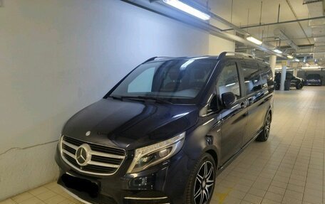 Mercedes-Benz V-Класс, 2016 год, 4 890 000 рублей, 1 фотография