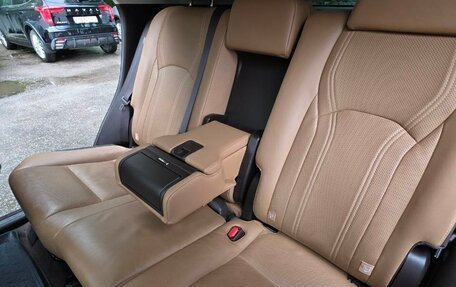Lexus RX IV рестайлинг, 2019 год, 5 150 000 рублей, 12 фотография
