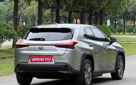 Lexus UX I, 2020 год, 12 фотография