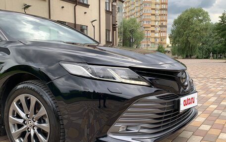 Toyota Camry, 2020 год, 3 040 000 рублей, 4 фотография