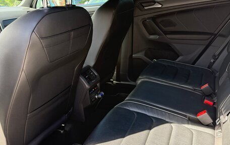 Volkswagen Tiguan II, 2020 год, 3 220 000 рублей, 7 фотография