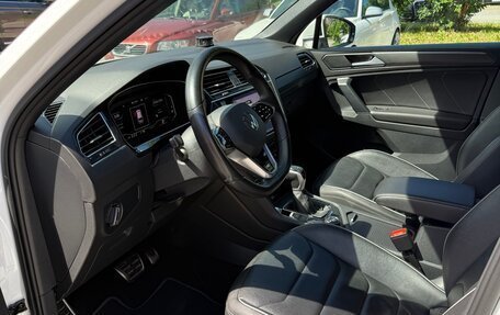 Volkswagen Tiguan II, 2020 год, 3 220 000 рублей, 6 фотография