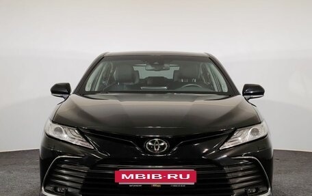 Toyota Camry, 2021 год, 3 100 000 рублей, 2 фотография