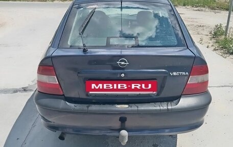 Opel Vectra B рестайлинг, 1997 год, 110 000 рублей, 4 фотография