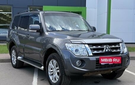 Mitsubishi Pajero IV, 2012 год, 2 129 000 рублей, 3 фотография