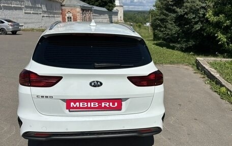 KIA cee'd III, 2021 год, 2 400 000 рублей, 5 фотография