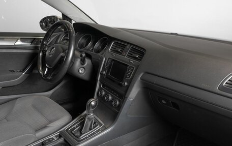 Volkswagen Golf VII, 2013 год, 1 420 000 рублей, 7 фотография