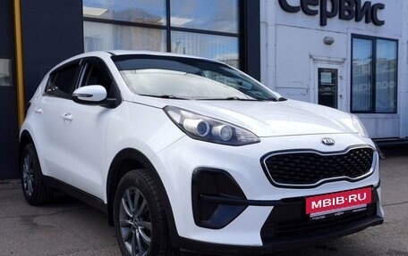 KIA Sportage IV рестайлинг, 2019 год, 1 818 000 рублей, 3 фотография