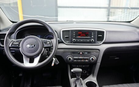 KIA Sportage IV рестайлинг, 2019 год, 1 818 000 рублей, 12 фотография