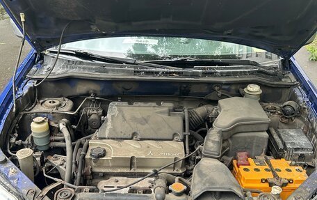 Mitsubishi Outlander III рестайлинг 3, 2004 год, 550 000 рублей, 4 фотография