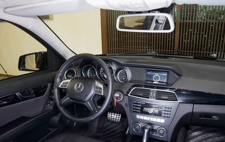 Mercedes-Benz C-Класс, 2011 год, 1 200 000 рублей, 3 фотография