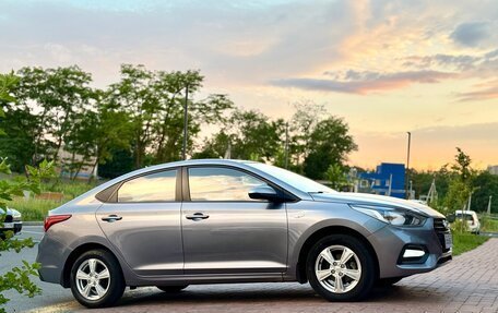 Hyundai Solaris II рестайлинг, 2017 год, 1 310 000 рублей, 2 фотография