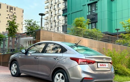 Hyundai Solaris II рестайлинг, 2017 год, 1 310 000 рублей, 9 фотография