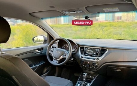 Hyundai Solaris II рестайлинг, 2017 год, 1 310 000 рублей, 15 фотография