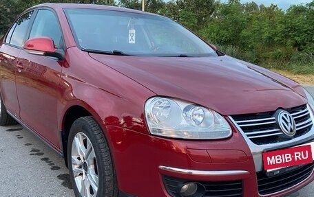 Volkswagen Jetta VI, 2010 год, 690 000 рублей, 1 фотография