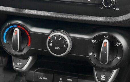 KIA Rio IV, 2019 год, 1 649 900 рублей, 11 фотография