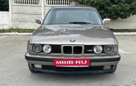 BMW 5 серия, 1989 год, 210 000 рублей, 2 фотография