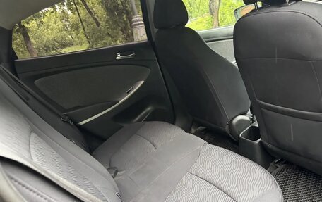 Hyundai Solaris II рестайлинг, 2012 год, 650 000 рублей, 13 фотография