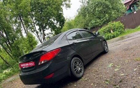 Hyundai Solaris II рестайлинг, 2012 год, 650 000 рублей, 6 фотография
