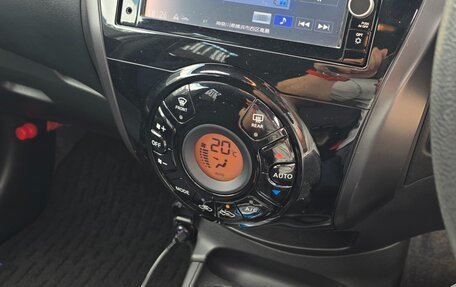 Nissan Note II рестайлинг, 2018 год, 1 400 000 рублей, 20 фотография