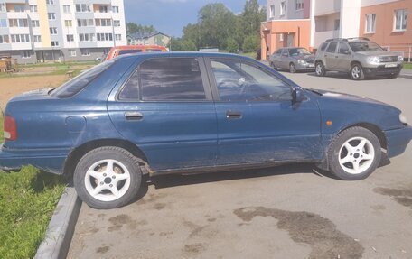 Hyundai Lantra I, 1994 год, 3 фотография