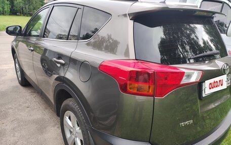 Toyota RAV4, 2014 год, 2 200 000 рублей, 11 фотография