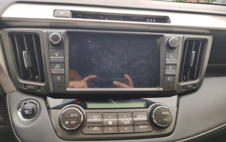 Toyota RAV4, 2014 год, 2 200 000 рублей, 12 фотография