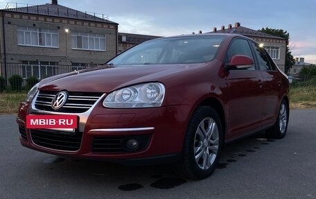 Volkswagen Jetta VI, 2010 год, 690 000 рублей, 6 фотография