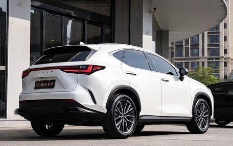 Lexus NX, 2023 год, 6 100 000 рублей, 3 фотография