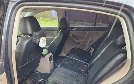 Volkswagen Golf Plus II, 2011 год, 390 000 рублей, 16 фотография