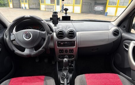 Renault Logan I, 2011 год, 650 000 рублей, 24 фотография