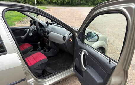 Renault Logan I, 2011 год, 650 000 рублей, 31 фотография