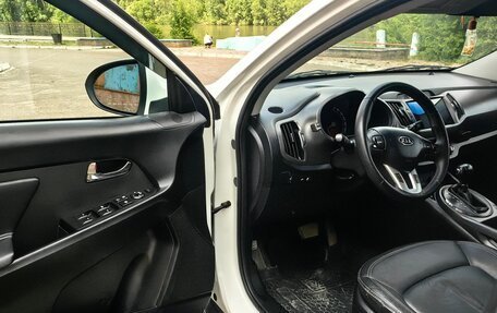 KIA Sportage III, 2011 год, 1 350 000 рублей, 21 фотография