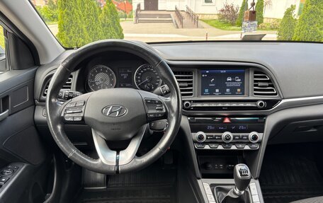 Hyundai Elantra VI рестайлинг, 2019 год, 1 650 000 рублей, 16 фотография