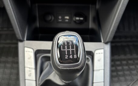 Hyundai Elantra VI рестайлинг, 2019 год, 1 650 000 рублей, 21 фотография