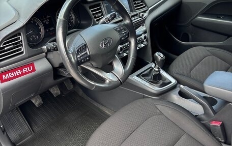 Hyundai Elantra VI рестайлинг, 2019 год, 1 650 000 рублей, 13 фотография