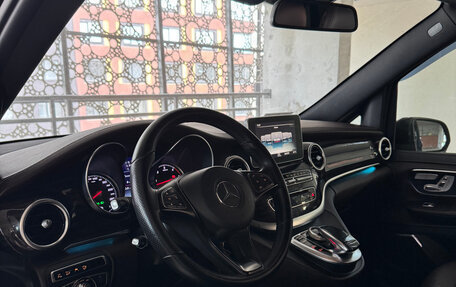 Mercedes-Benz V-Класс, 2016 год, 3 650 000 рублей, 10 фотография