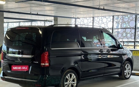 Mercedes-Benz V-Класс, 2016 год, 3 650 000 рублей, 3 фотография