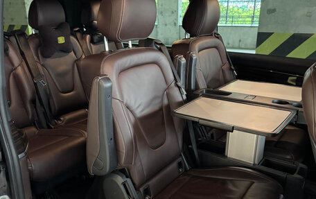Mercedes-Benz V-Класс, 2016 год, 3 650 000 рублей, 16 фотография