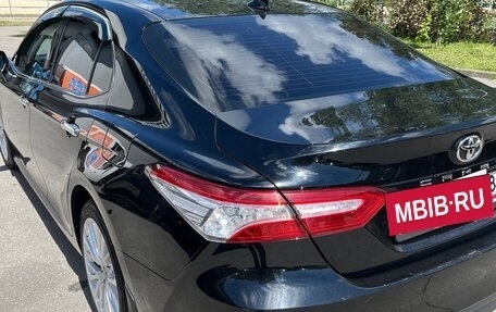 Toyota Camry, 2018 год, 2 390 000 рублей, 6 фотография