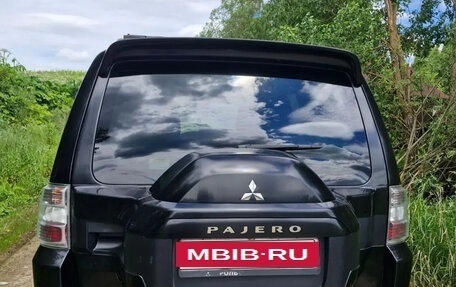 Mitsubishi Pajero IV, 2015 год, 2 200 000 рублей, 3 фотография