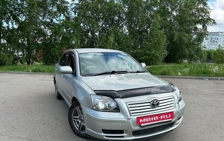 Toyota Avensis III рестайлинг, 2003 год, 540 000 рублей, 10 фотография