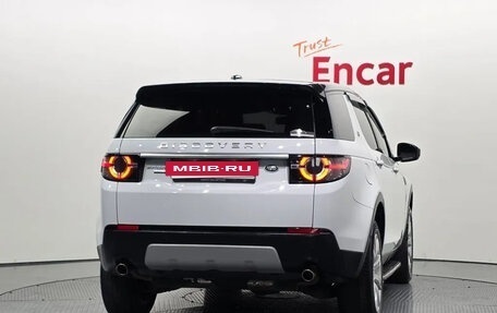 Land Rover Discovery Sport I рестайлинг, 2015 год, 1 700 000 рублей, 4 фотография