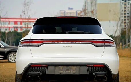 Porsche Macan I рестайлинг, 2023 год, 6 058 000 рублей, 5 фотография