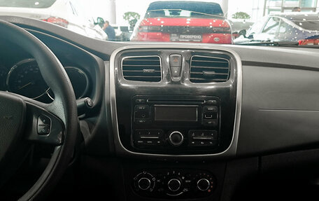 Renault Logan II, 2015 год, 599 000 рублей, 15 фотография