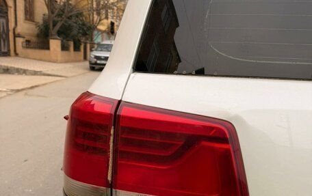 Toyota Land Cruiser 200, 2016 год, 5 650 000 рублей, 5 фотография